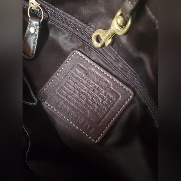 Coach Hamptons Brown Pebbled Leather Tote - Picture 7 of 9